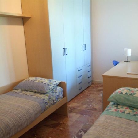 La Casa Di Telen Zona Policlinico Oncologico E Villa De Grecis Барі Екстер'єр фото