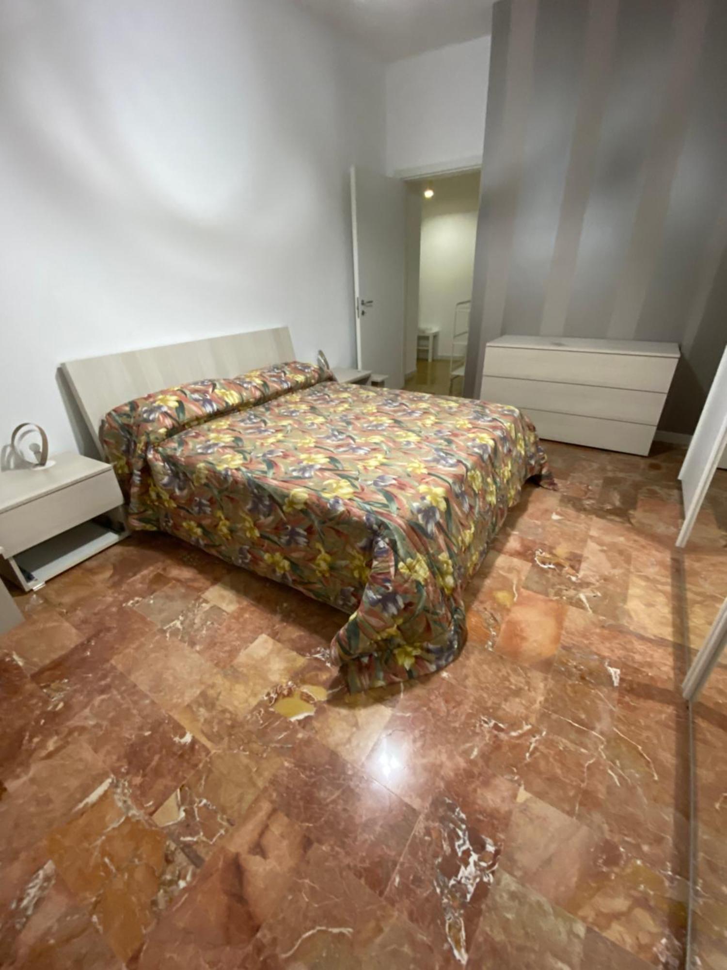 La Casa Di Telen Zona Policlinico Oncologico E Villa De Grecis Барі Екстер'єр фото